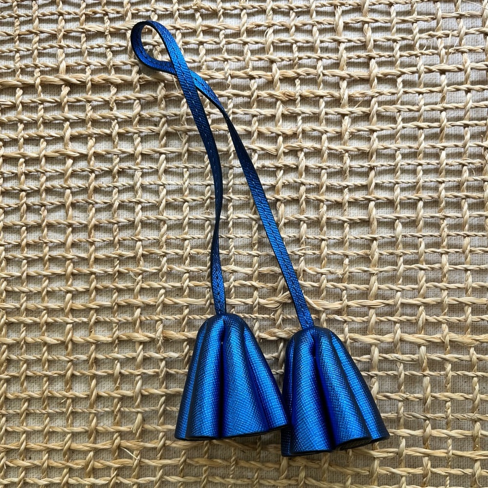EUC MZ Wallace bag accessory/charm - electric blue mushrooms